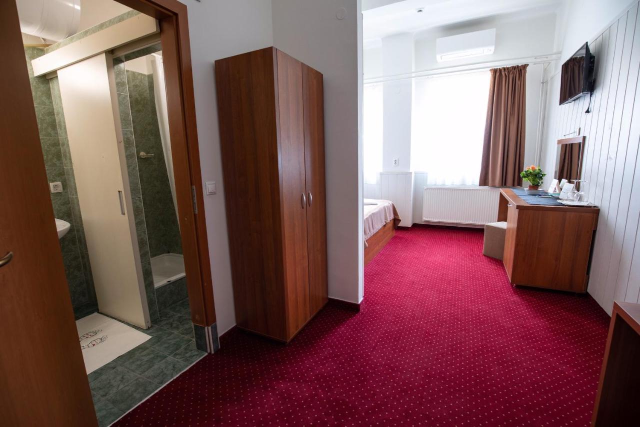 Nepliget Hotel Budapešť Exteriér fotografie
